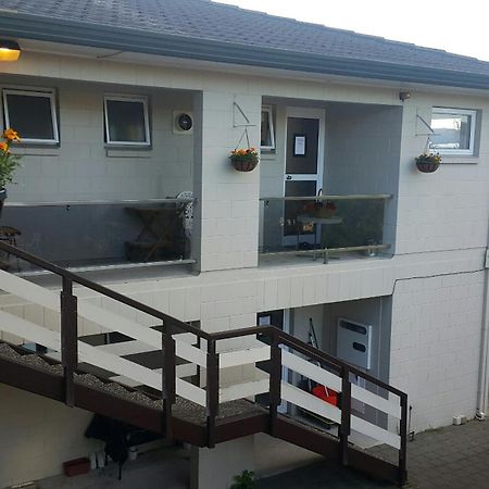 Six On Union Motel Роторуа Экстерьер фото
